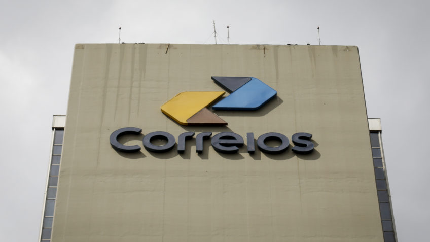 Com 33 assinaturas, Bittar protocola CPI dos Correios no Senado