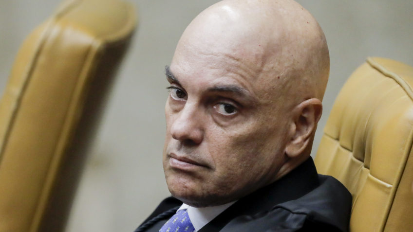 EUA avançam em projeto que impede entrada de Moraes no país