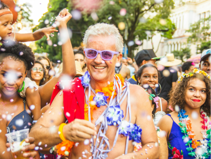 Proteja suas energias no Carnaval: pule o bloquinho, mas sem ressaca espiritual