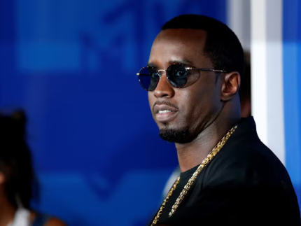 P. Diddy sofre com dores no joelho e passa o dia no hospital. Saiba tudo!