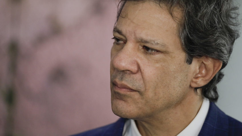 Haddad nega taxação às “big techs” em represália aos EUA