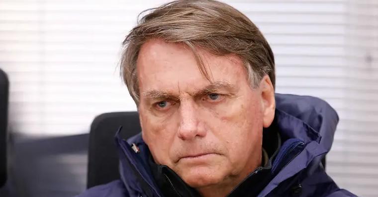 Bolsonaro chama denúncia de precária e incoerente