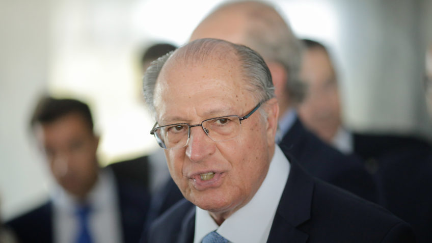 Brasil não tem guerra tributária com os EUA, diz Alckmin