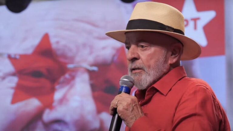 Lula defende Dirceu, Delúbio e Vaccari em ato de 45 anos do PT
