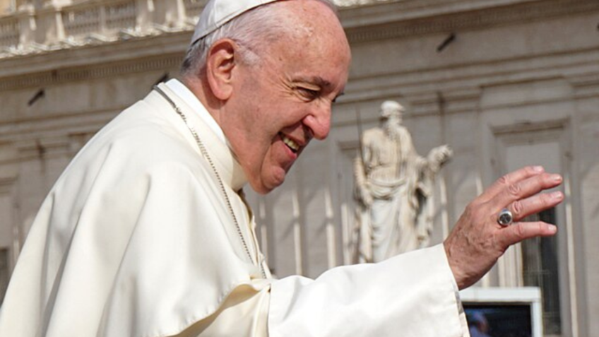 Papa teve noite tranquila e segue descansando, diz Vaticano