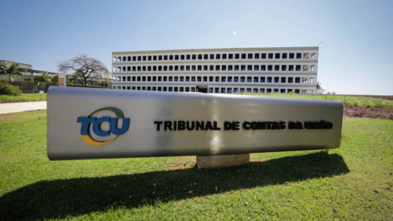 TCU deve derrubar bloqueio de R$ 6 bi do programa Pé-de-Meia