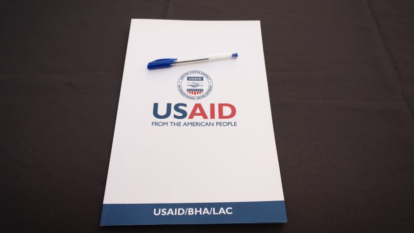 Juiz diz que vai suspender licença forçada de funcionários da USaid