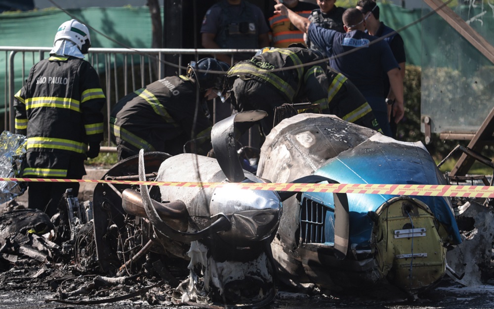 Tarcísio e Nunes lamentam mortes em acidente com avião na zona oeste de São Paulo