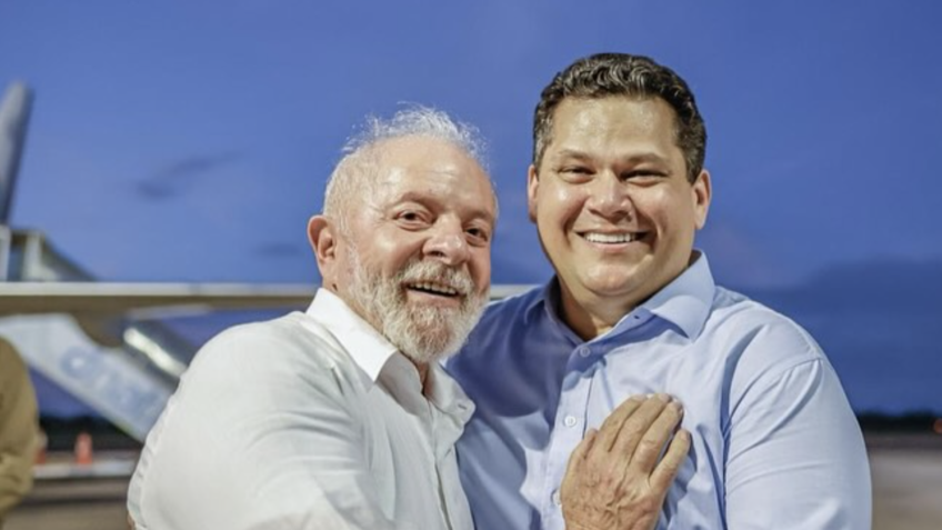 Lula dá parabéns a Alcolumbre pela vitória no Senado