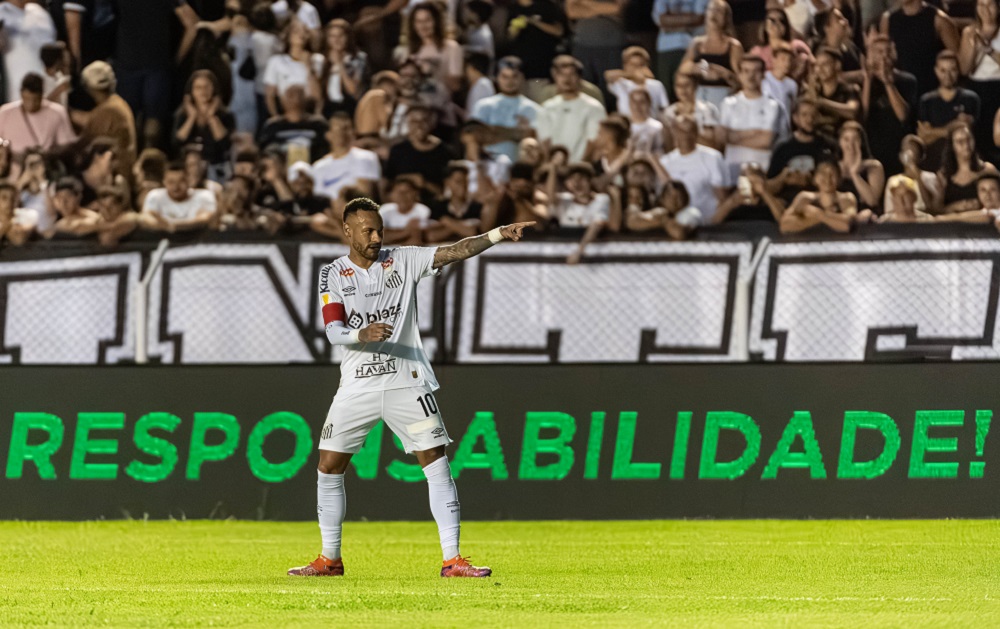 Neymar marca golaço olímpico e Santos vence Inter de Limeira por 3 a 0