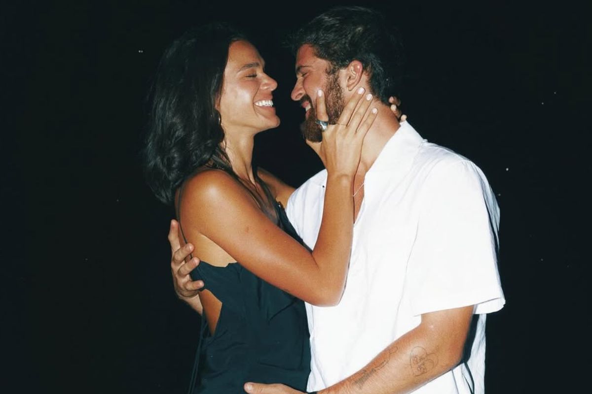 Bruna Marquezine e João Guilherme anunciam fim do namoro