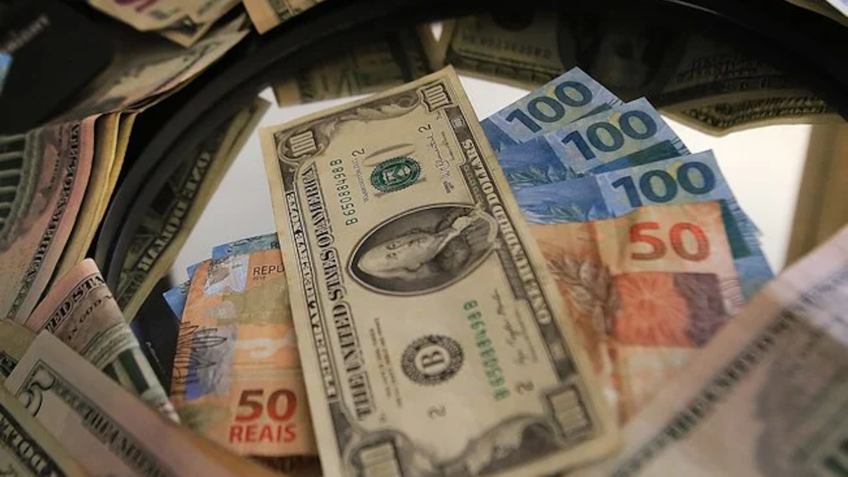 Real é a 4ª moeda que mais valorizou ante o dólar em 2025