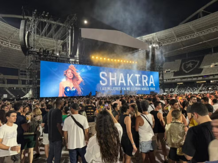 Homem é preso por roubo em show de Shakira no Rio, diz Guarda Municipal