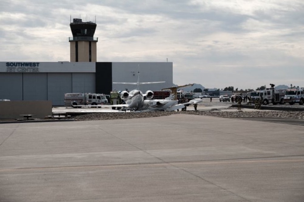 Avião bate durante pouso no Arizona e deixa pelo menos uma pessoa morta