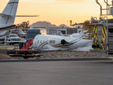 Colisão entre jato e avião nos EUA deixa uma pessoa morta e outras quatro feridas