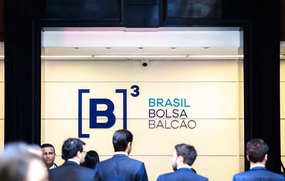 Ibovespa tem alta pelo segundo dia com bancos e Vale