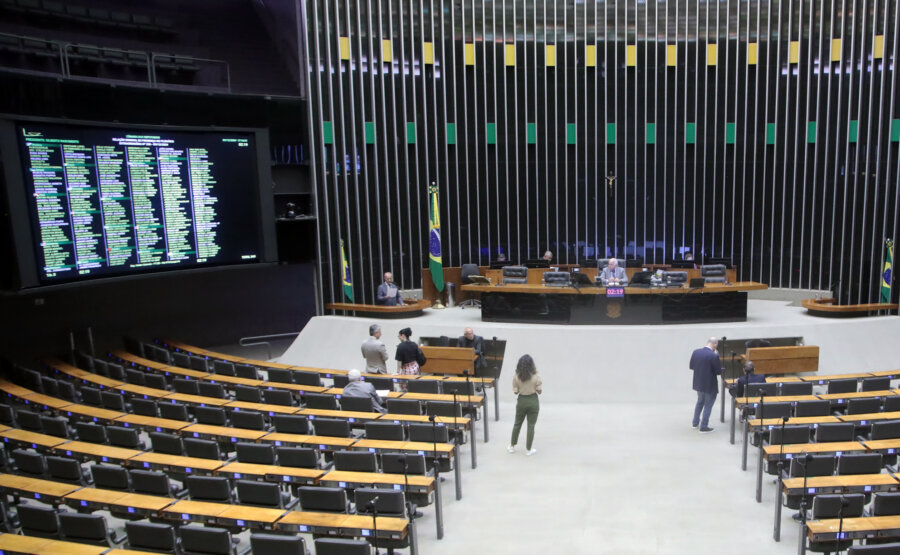 Câmara aprova acordos internacionais; textos seguem para o Senado