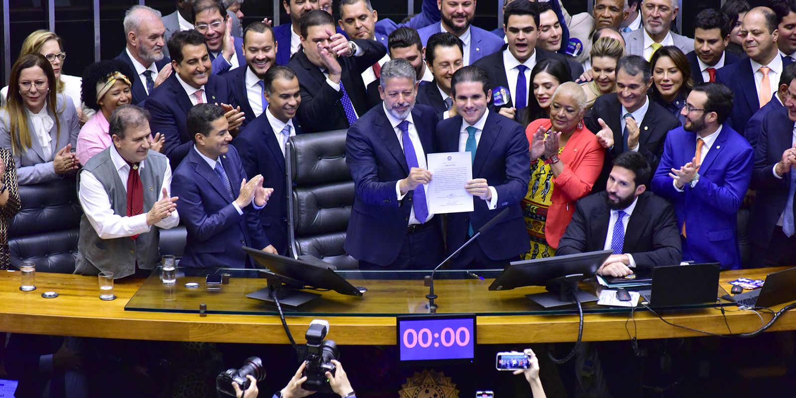 Hugo Motta é eleito presidente da Câmara dos Deputados