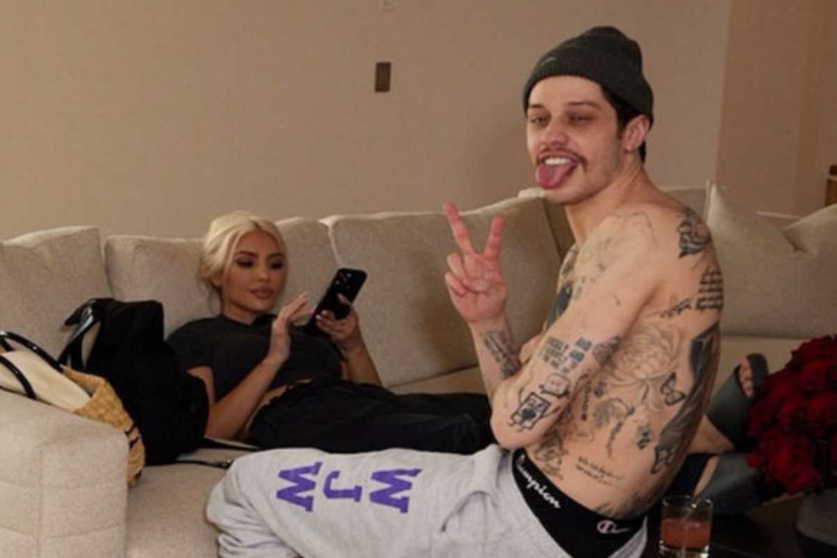 Pete Davidson gasta mais de R$ 1 milhão para remover tatuagens