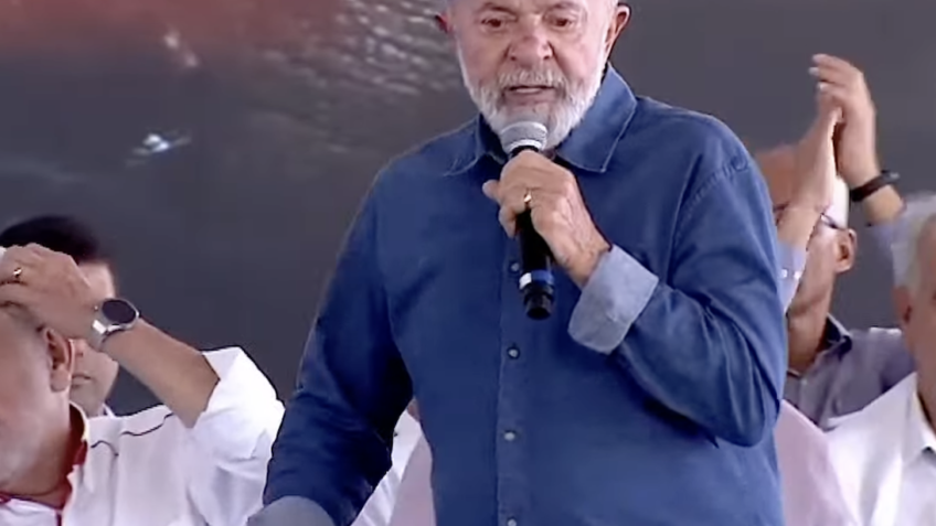 Lula fala em programas “surpresa” para impulsionar o crédito