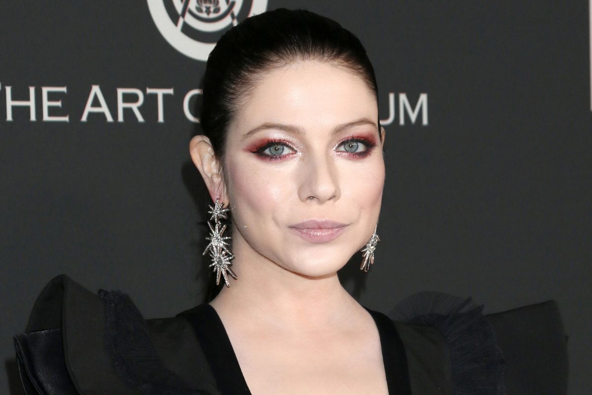 Michelle Trachtenberg passou por transplante de fígado antes de morrer