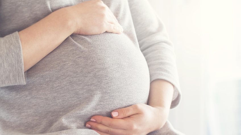 Estudos apontam correlação entre pré-eclâmpsia e covid em gestantes