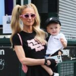 Paris Hilton cai na gargalhada com o primeiro palavrão do filho