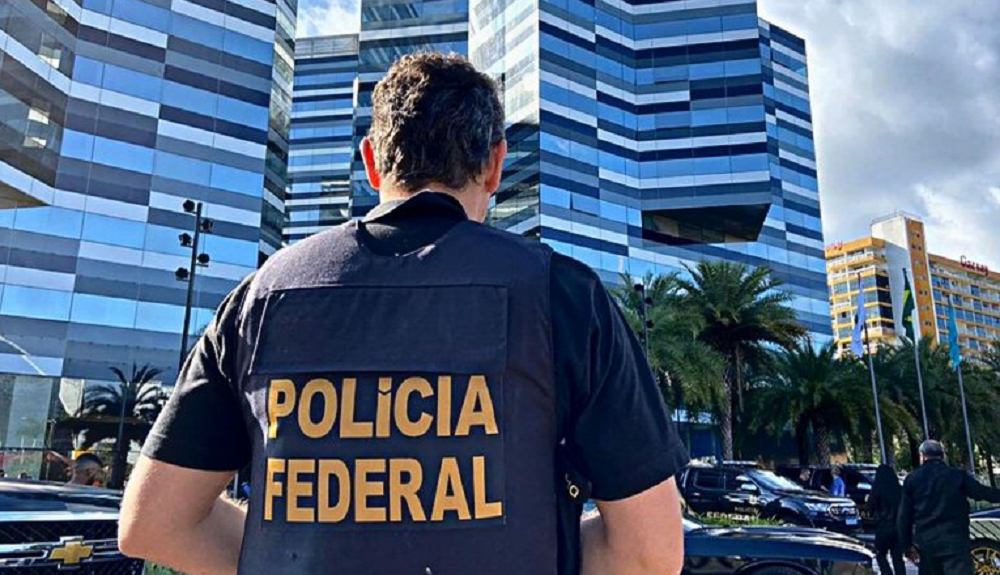 Polícia Federal indicia 14 pessoas em esquema de corrupção relacionado ao PCC