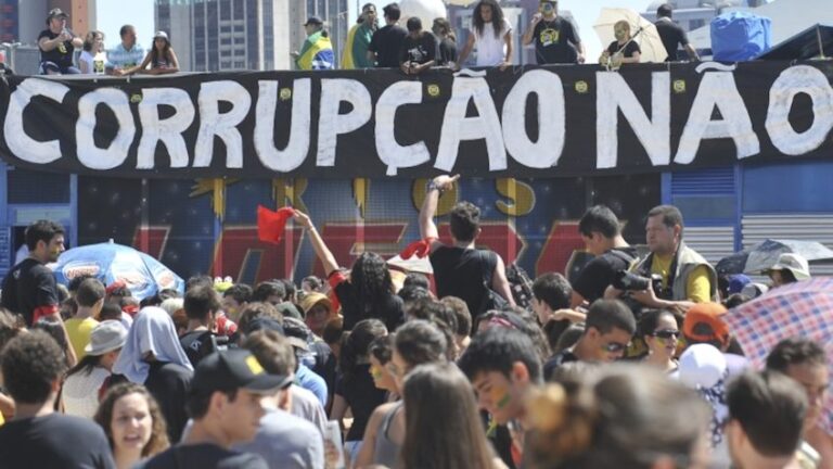 Brasil tem pior nota em índice de percepção da corrupção em 2024