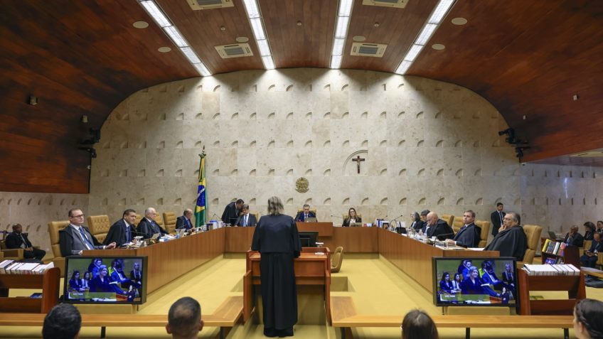 AGU quer provas de violência para impedir repatriação de menores