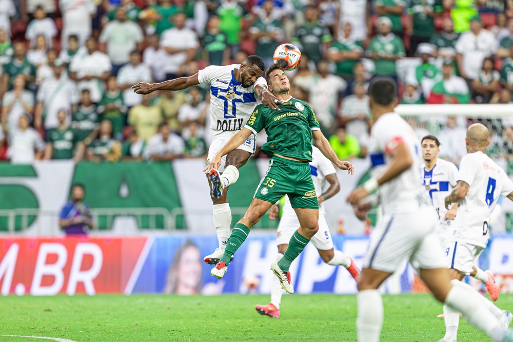 Palmeiras ataca mal, empata com Água Santa e fica fora do G-2