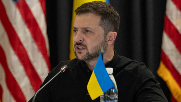 Zelensky recusa trégua de 3 dias proposta por Putin