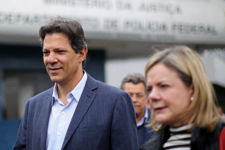 Câmara dos Deputados aguarda Haddad e Gleisi para falar sobre PL que altera a legislação sobre IR