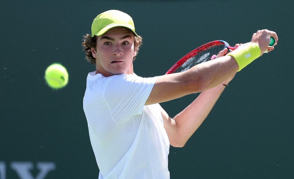 João Fonseca leva ‘pneu’ e é eliminado por Jack Draper em Indian Wells