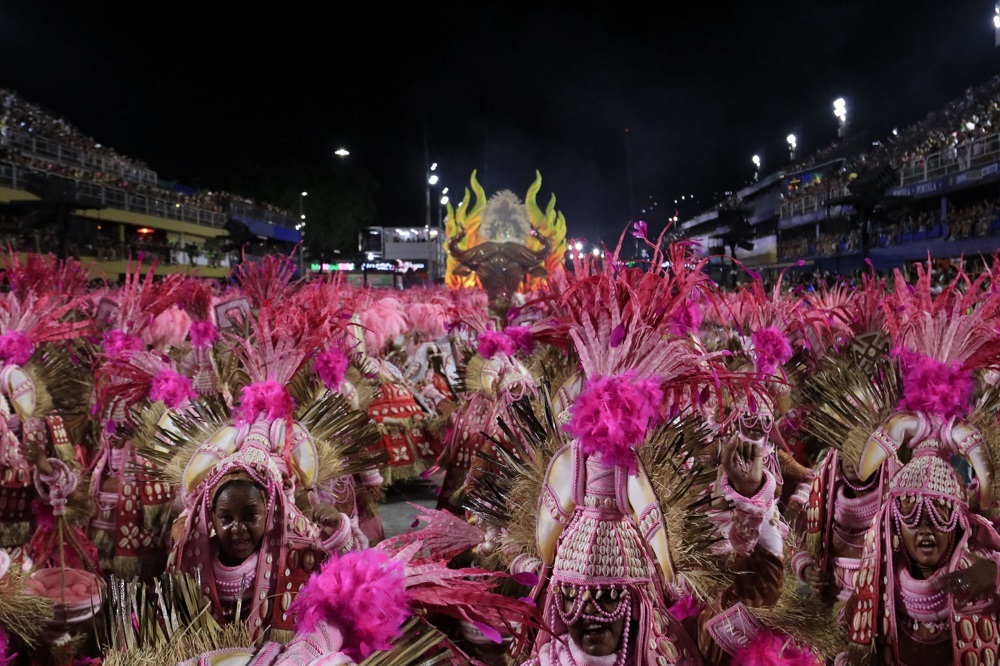 AO VIVO: Acompanhe o segundo dia de desfiles do Grupo Especial das Escolas de Samba do Rio de Janeiro