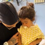 Raphinha passou manhã no hospital com filho antes de vitória do Barcelona