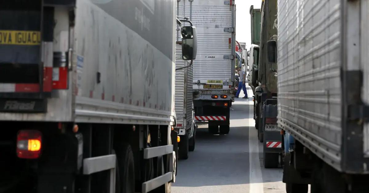 Senado debate infraestrutura para cumprimento da Lei dos Caminhoneiros