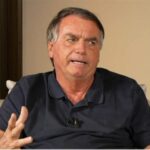 Depois de entrevista para LeoDias TV, Bolsonaro questiona a Globo