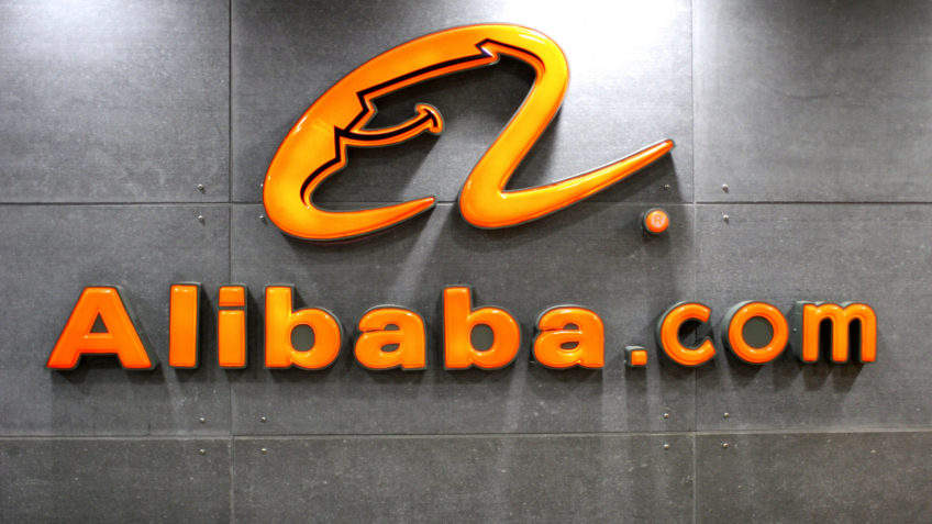 Ações da Alibaba sobem 8,4% após anúncio de modelo de IA