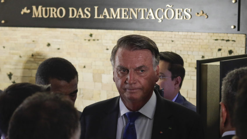 STJ impede ação popular contra falas de Bolsonaro sobre urnas