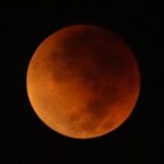 Lua de Sangue: Eclipse lunar total poderá ser visto nesta sexta-feira (14/3)