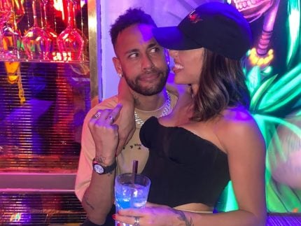 Bruna Biancardi recebe vídeos de Neymar em festa e abre crise no casamento