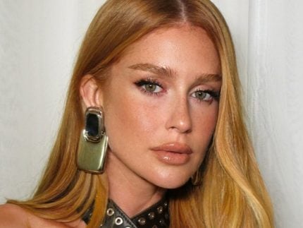 Marina Ruy Barbosa surge poderosa com look de grife e arranca elogios