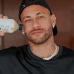 Neymar fecha parceria com a Cimed para promover produto