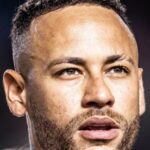 Neymar emite posicionamento lamentando ser cortado da Seleção