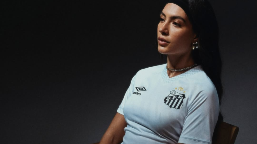 Santos interrompe a venda da nova camisa na versão feminina