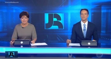 Ao vivo, Sérgio Aguiar sofre crise alérgica e é substituído às pressas no “Jornal da Record”