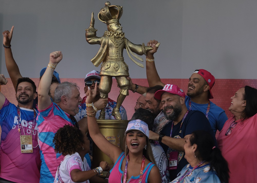 Rosas de Ouro chega a oito títulos do Carnaval de São Paulo; veja ranking completo