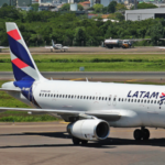 Justiça suspende decisão que obriga Latam a pagar R$ 35 mi à Voepass