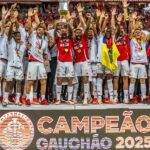 Internacional conquista 46ª taça do Campeonato Gaúcho e encerra hegemonia do Grêmio